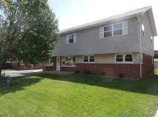 7837 W 74th Pl, Bridgeview, IL 60455