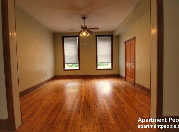 2nd image of 1240 N Wolcott Ave #1