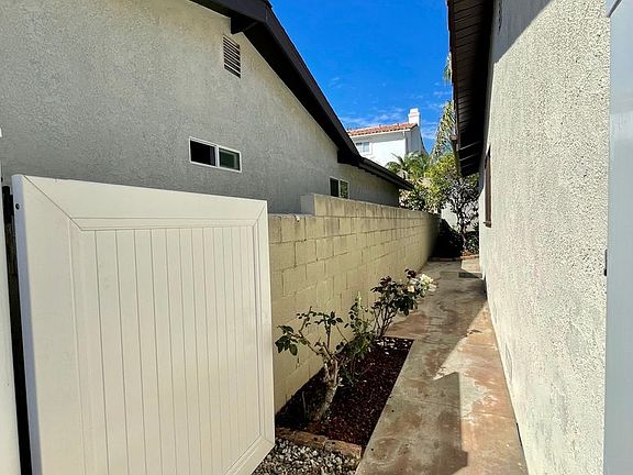 3rd image of 2351 W 229th Pl