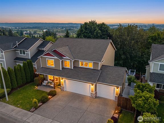 2nd image of 30 79th Drive NE