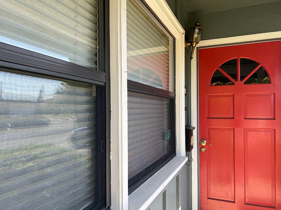1st image of 1666 Martin Ave
