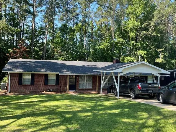 108 S Pine Ridge Dr, Forest, MS 39074