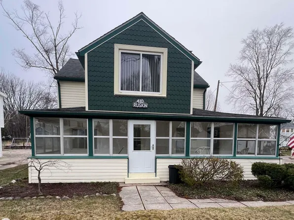 410 Ruskin Ave, Algonac, MI 48001