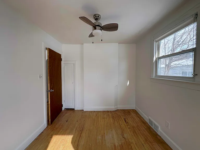 bedroom #1