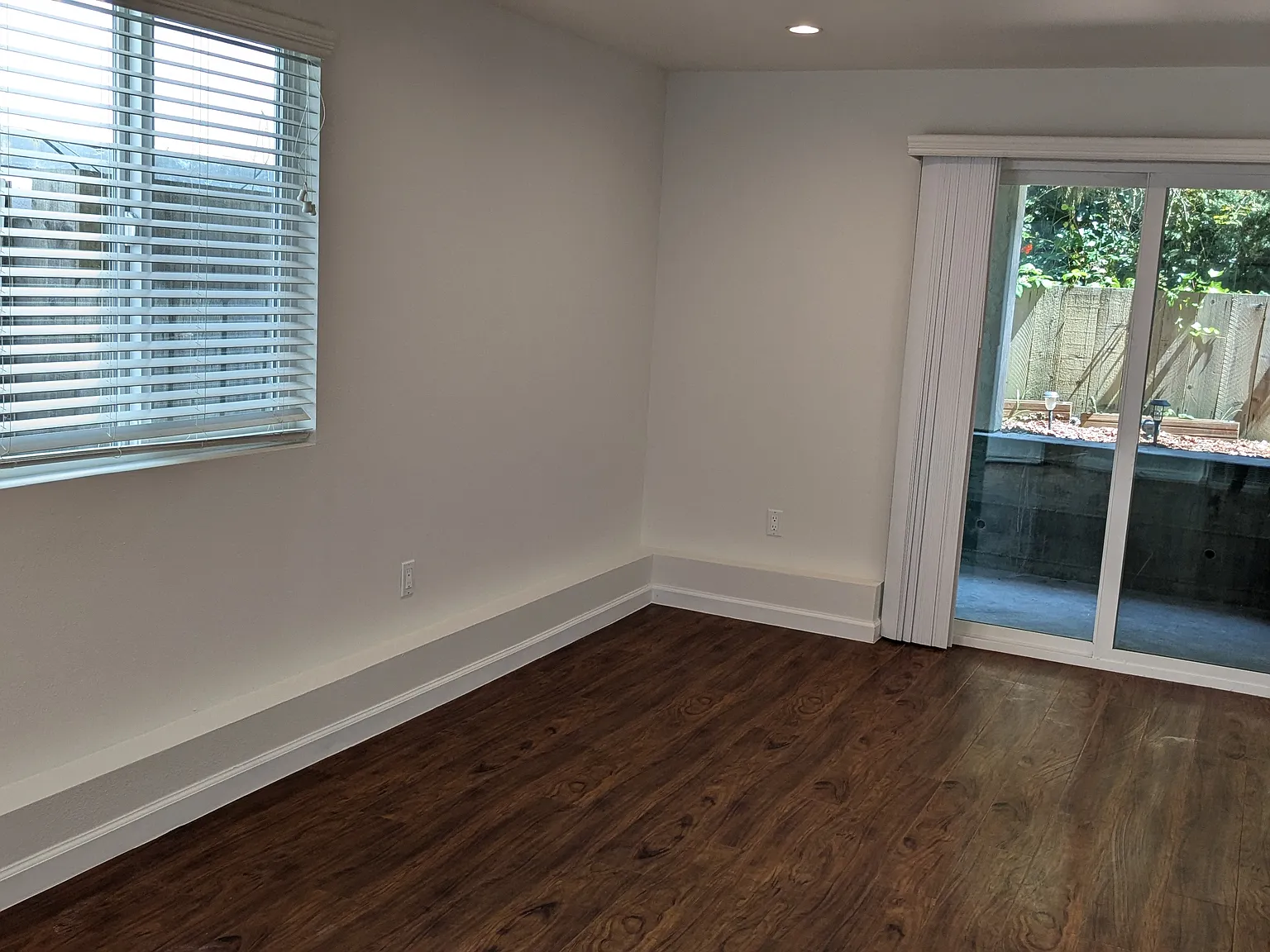 94 Lycett Cir — Photo 2