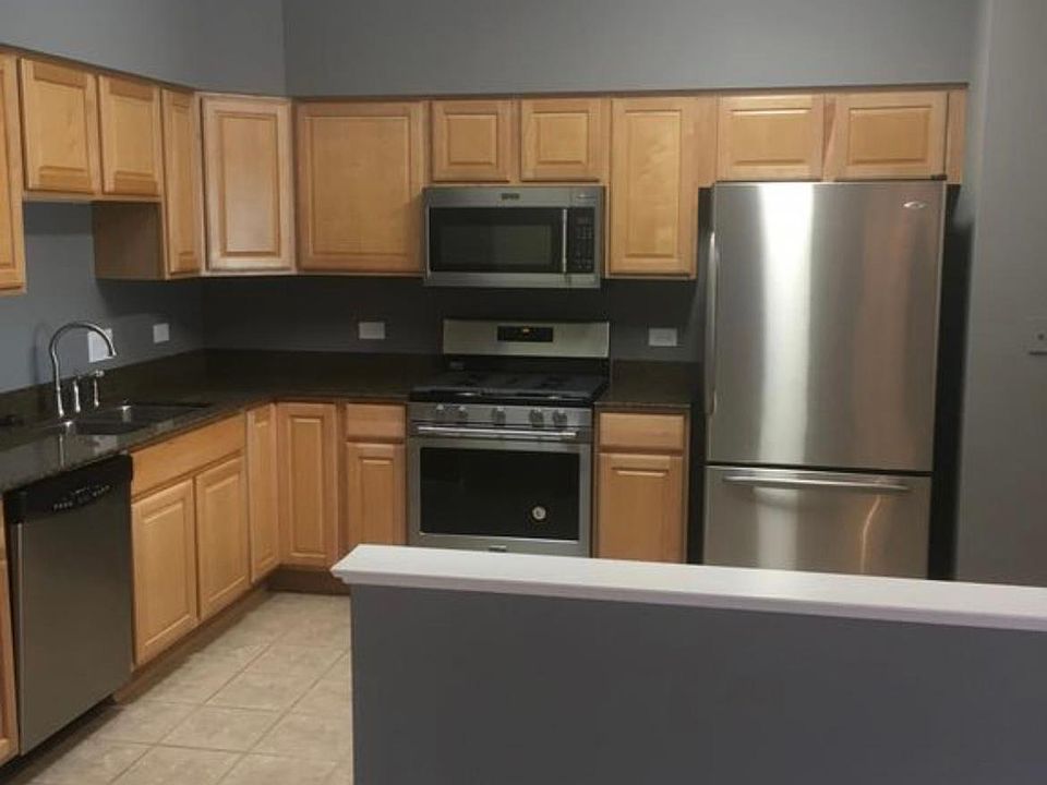 1st image of 1479 N Milwaukee Ave APT 405