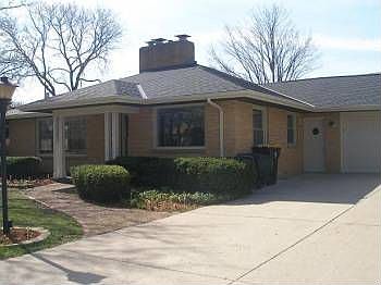 1st image of 9933 W Argonne Dr