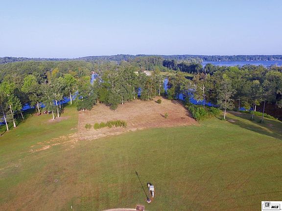 5th image of 10 Windward Ct