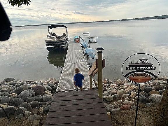 5th image of 1120 S Lakeshore Dr
