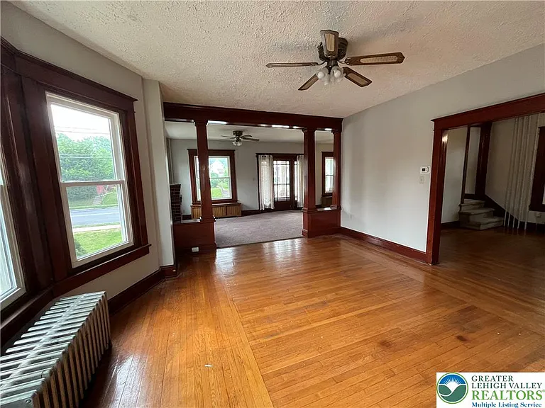 543 W Emaus Ave — Photo 16