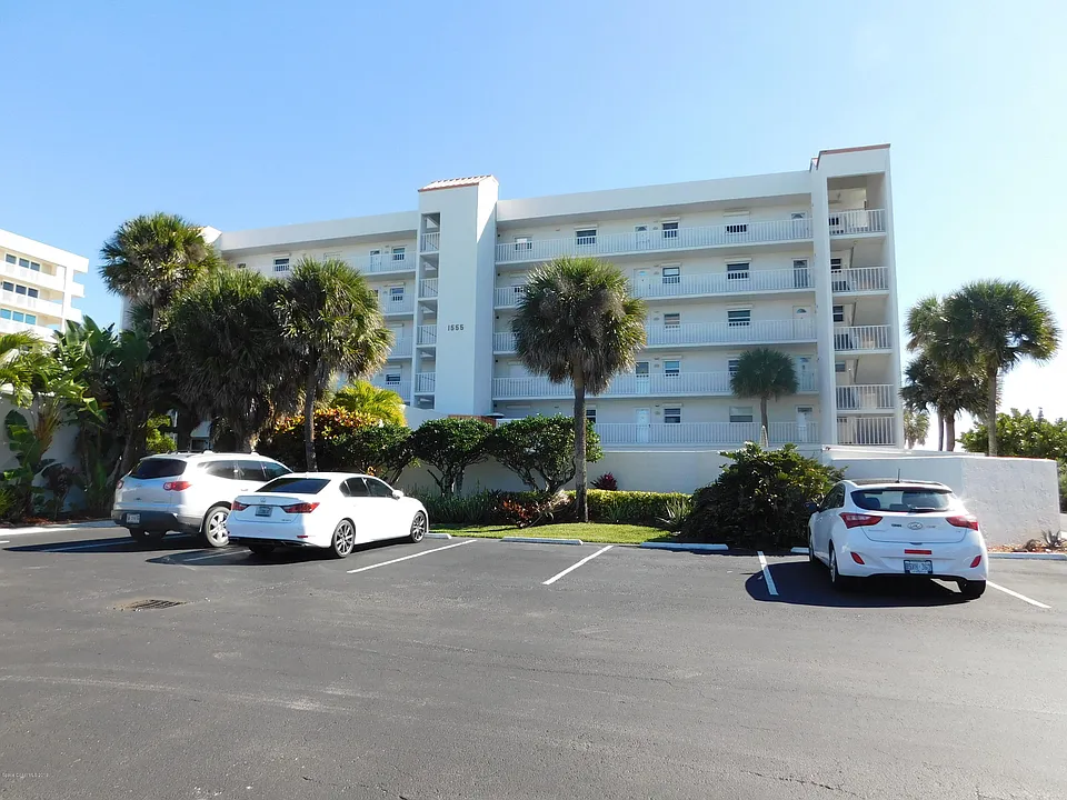 1555 N Highway A1A #504