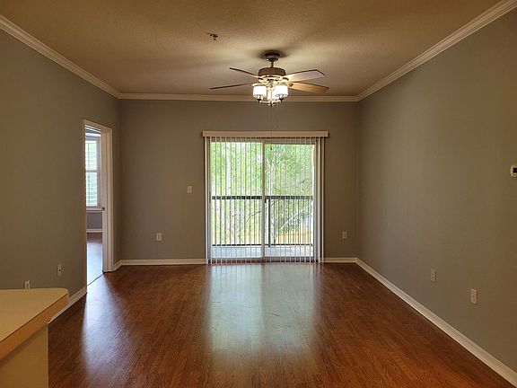 2nd image of 5608 Pinnacle Heights Cir APT 306
