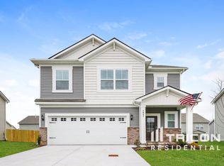 1042 Baltusrol Ln, Lebanon, TN 37087