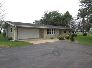 16805 Washington Ave, Union Grove, WI 53182