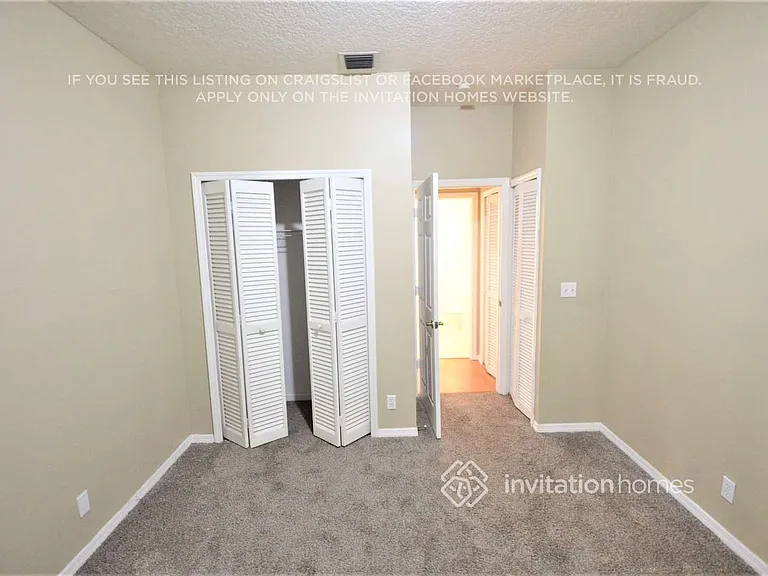21919 Philmont Ct — Photo 13