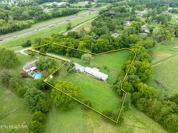 141 Cox Loy Ln, Clinton, TN 37716