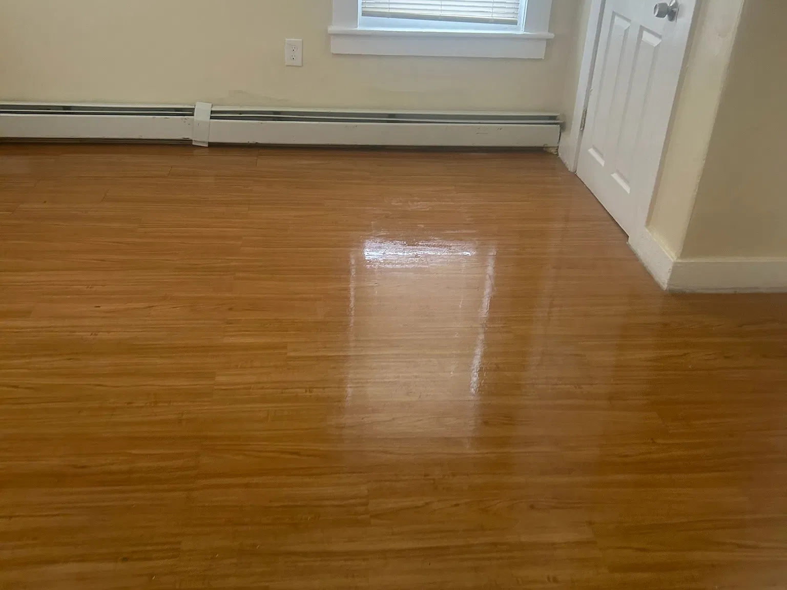 3 bed, $2,300 — Photo 3