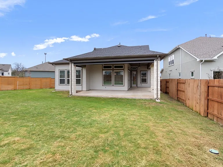 8316 Looksee Ln — Photo 37