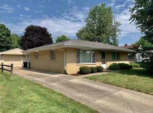 1027 Parkway, South Bend, IN 46619