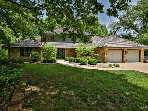 1989 Dogwood Trl, Collinsville, IL 62234