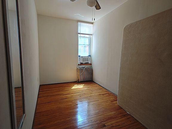 4th image of 3063 Richmond St Floor 1