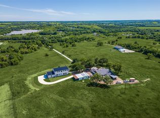 917 Marlow Rd, Bells, TX 75414