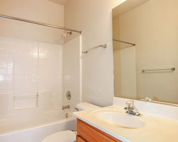 6190 N Rockland Dr — Photo 12