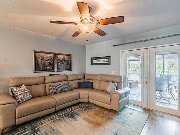 5th image of 3345 W Wyoming Cir