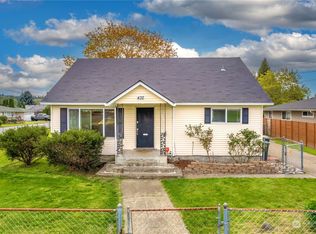 432 12th St SW, Puyallup, WA 98371