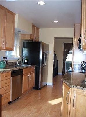 3rd image of 2708 W Friendship Dr
