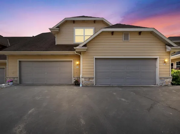 941 Autumn Ridge LANE, Hartford, WI 53027