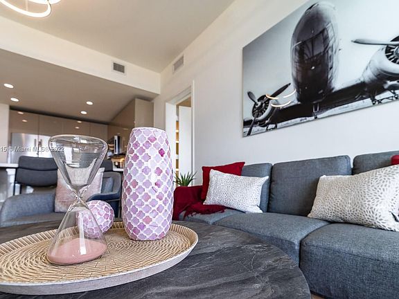 3rd image of 2000 Metropica Way #806