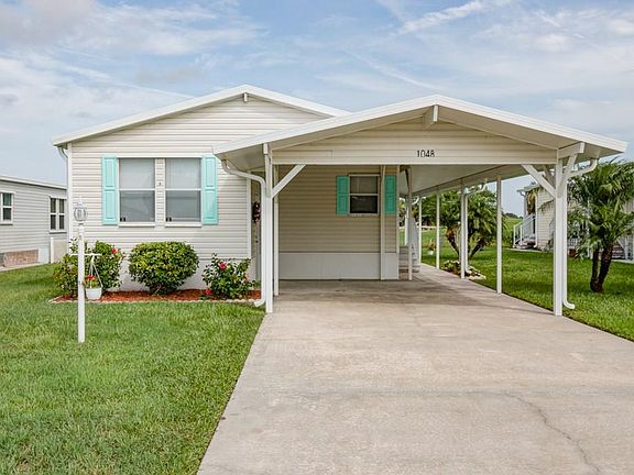 2nd image of 1048 Barefoot Cir