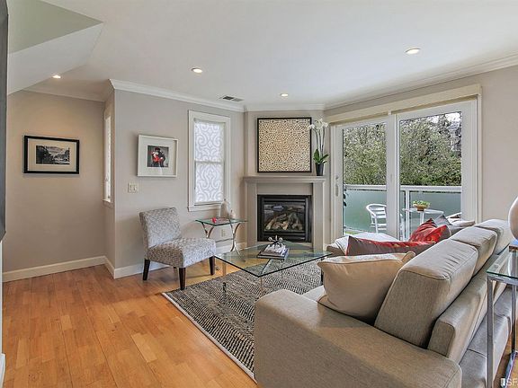 4th image of 249 Grattan St