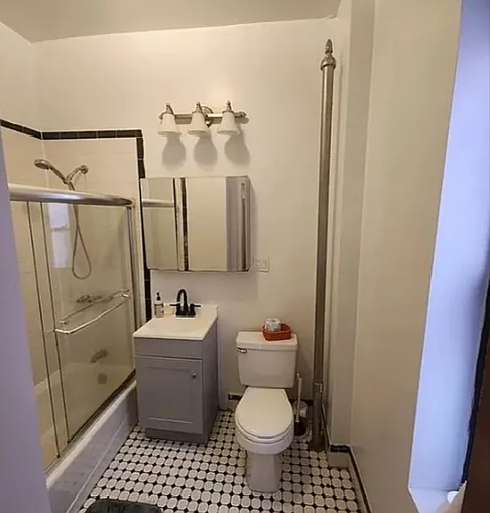 534 W 50th St #5B — Photo 6