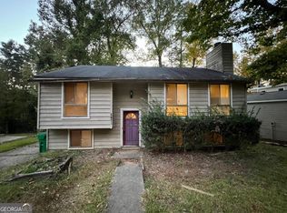 5471 Martins Crossing Rd, Stone Mountain, GA 30088