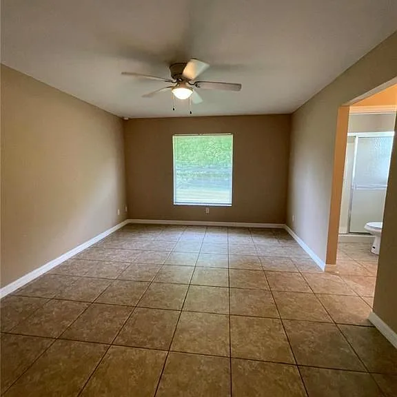 908 W Cape Coral Pkwy — Photo 16