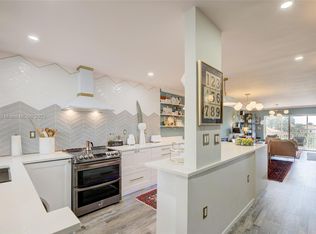 1332 Bayview Dr APT 402, Fort Lauderdale, FL 33304