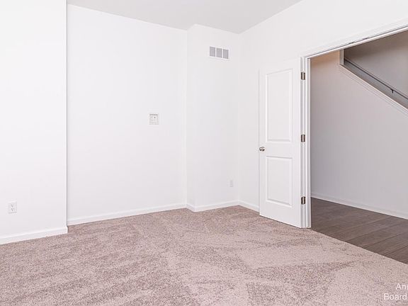 5th image of 691 Burton Ct #12
