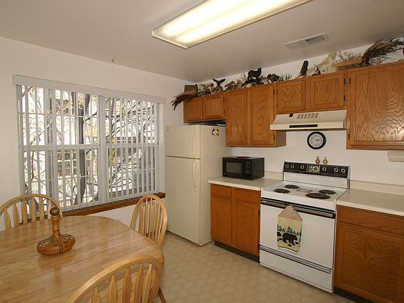 Kitchen with newer appliances