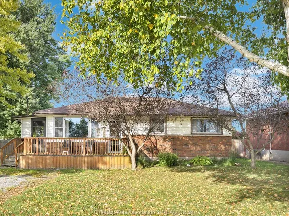 686 Albert St, Chatham Kent, ON N8A 1Y9