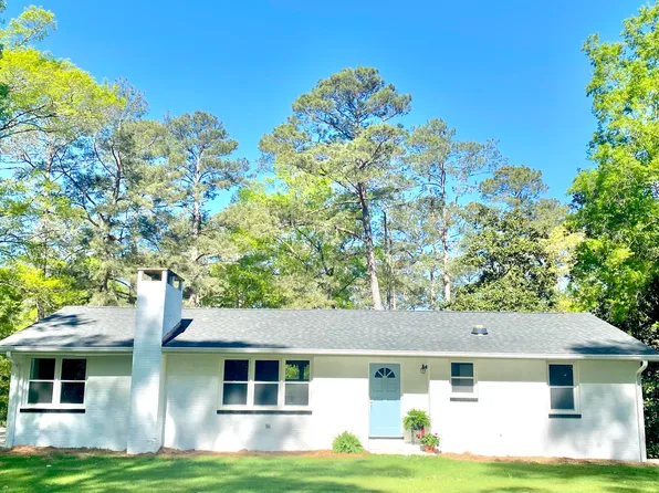 208 Sheppard Dr, Edgefield, SC 29824