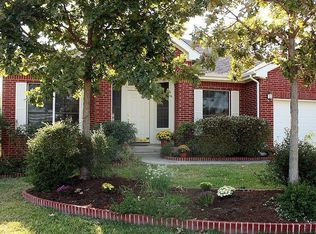 5219 Moon Shadow Dr, Austin, TX 78735