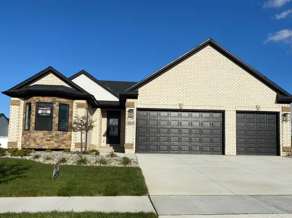 5080 Wilshire Drive St #53, Dundee, MI 48131