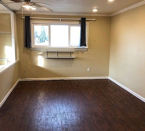 4th image of 4700 Greenholme Dr APT 4