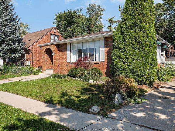 3rd image of 932 Reedmere Rd