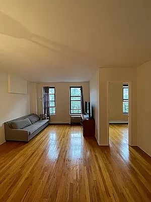 1st image of 19 W 104th St APT 4A