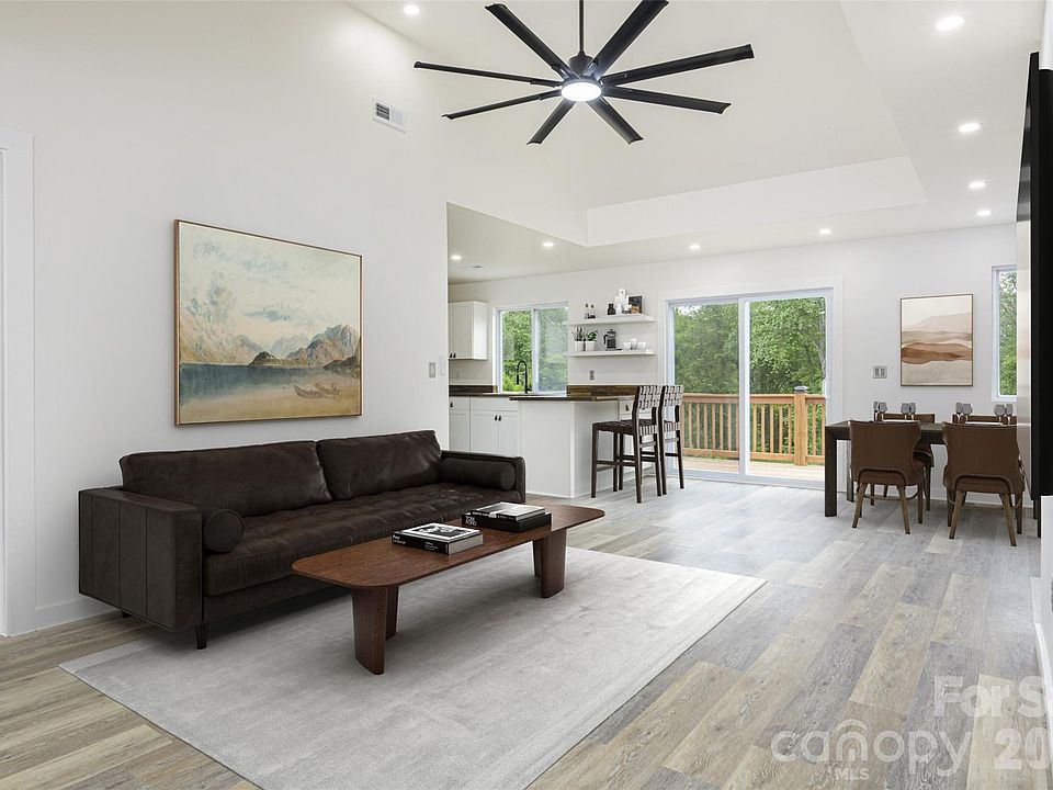 1st image of 286 Berkeley Rd