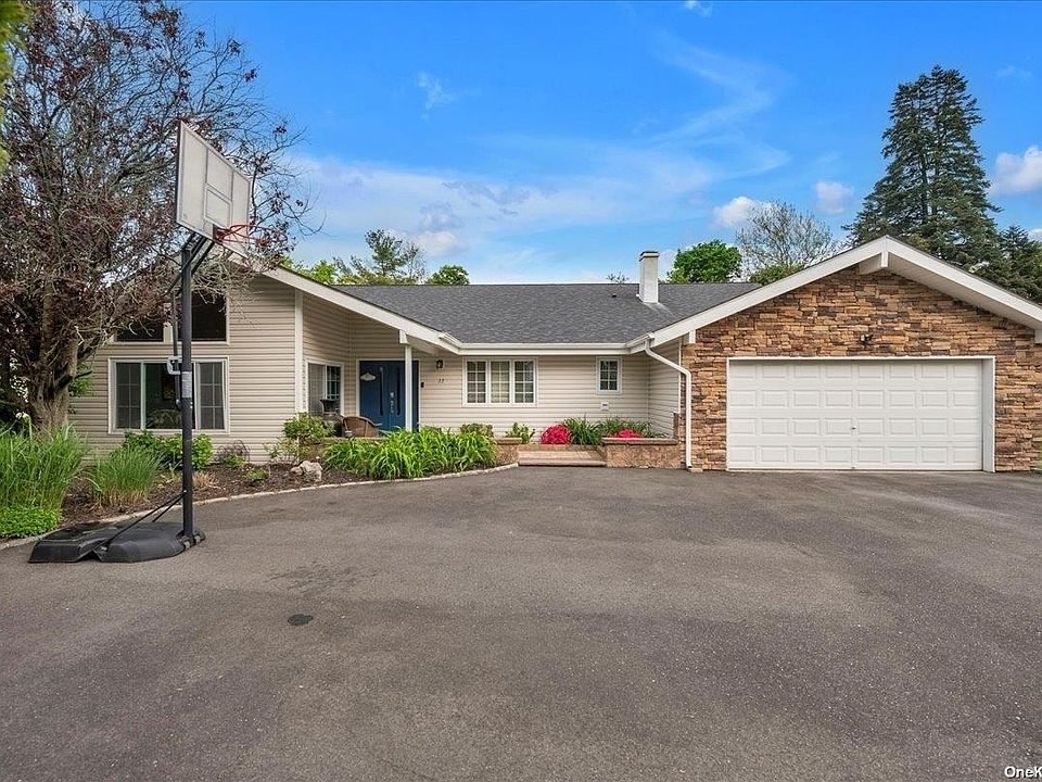 1st image of 22 Kristi Drive