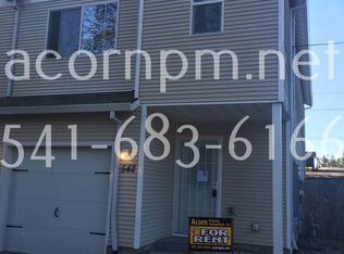 542 NE 117th Ave, Portland, OR 97220